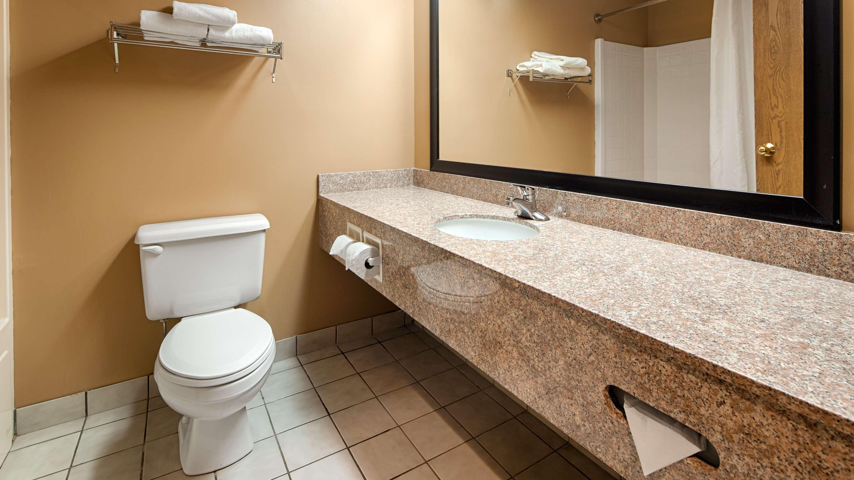Best Western Plaza Hotel Saugatuck Exterior foto