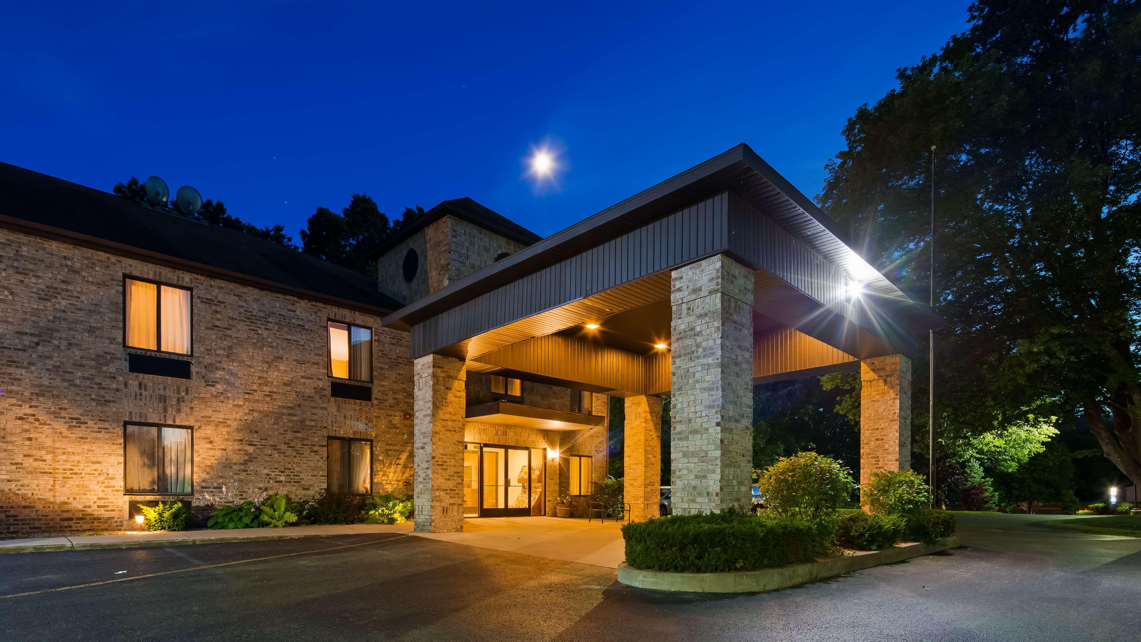 Best Western Plaza Hotel Saugatuck Exterior foto