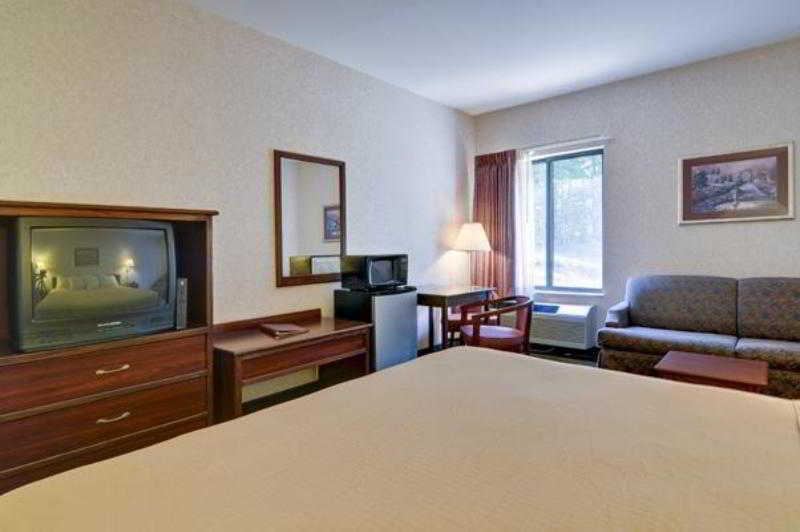 Best Western Plaza Hotel Saugatuck Exterior foto